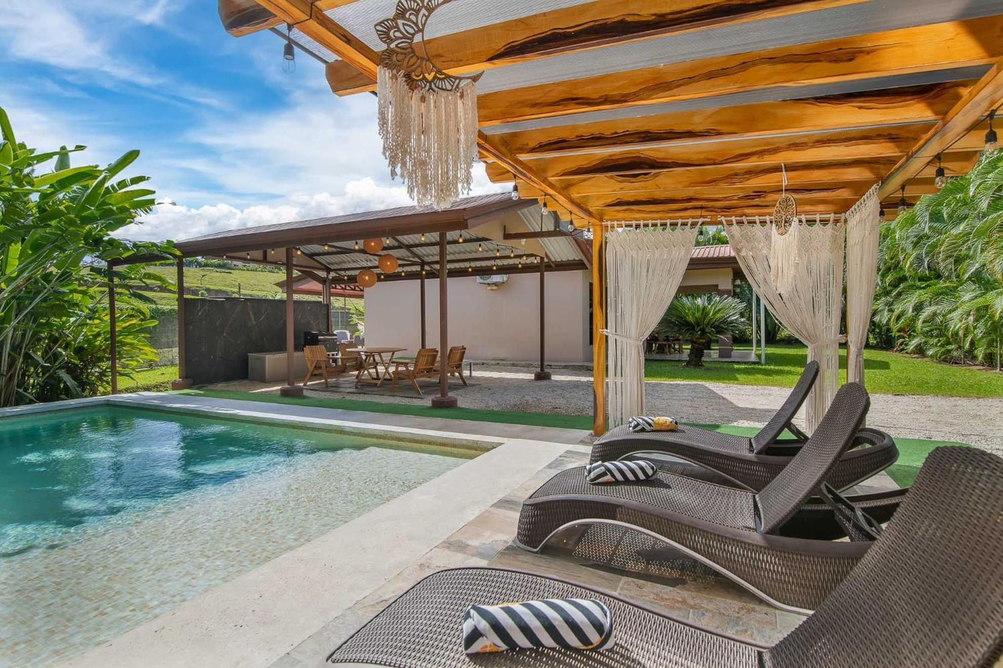 Сasa de vacaciones Casa Heliconias Private Pool